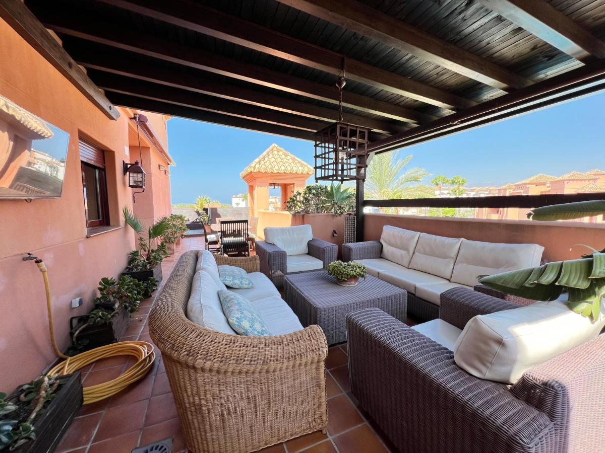 Pushe Penthouse Playa Granada Beach & Golf 2 モトリル エクステリア 写真